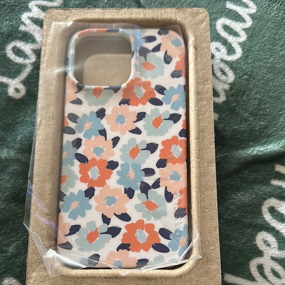 Floral Pattern Phone Case - Multicolor